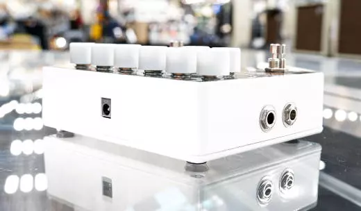 Electro-Harmonix - Lester G Deluxe Rotary Speaker Pedal 2